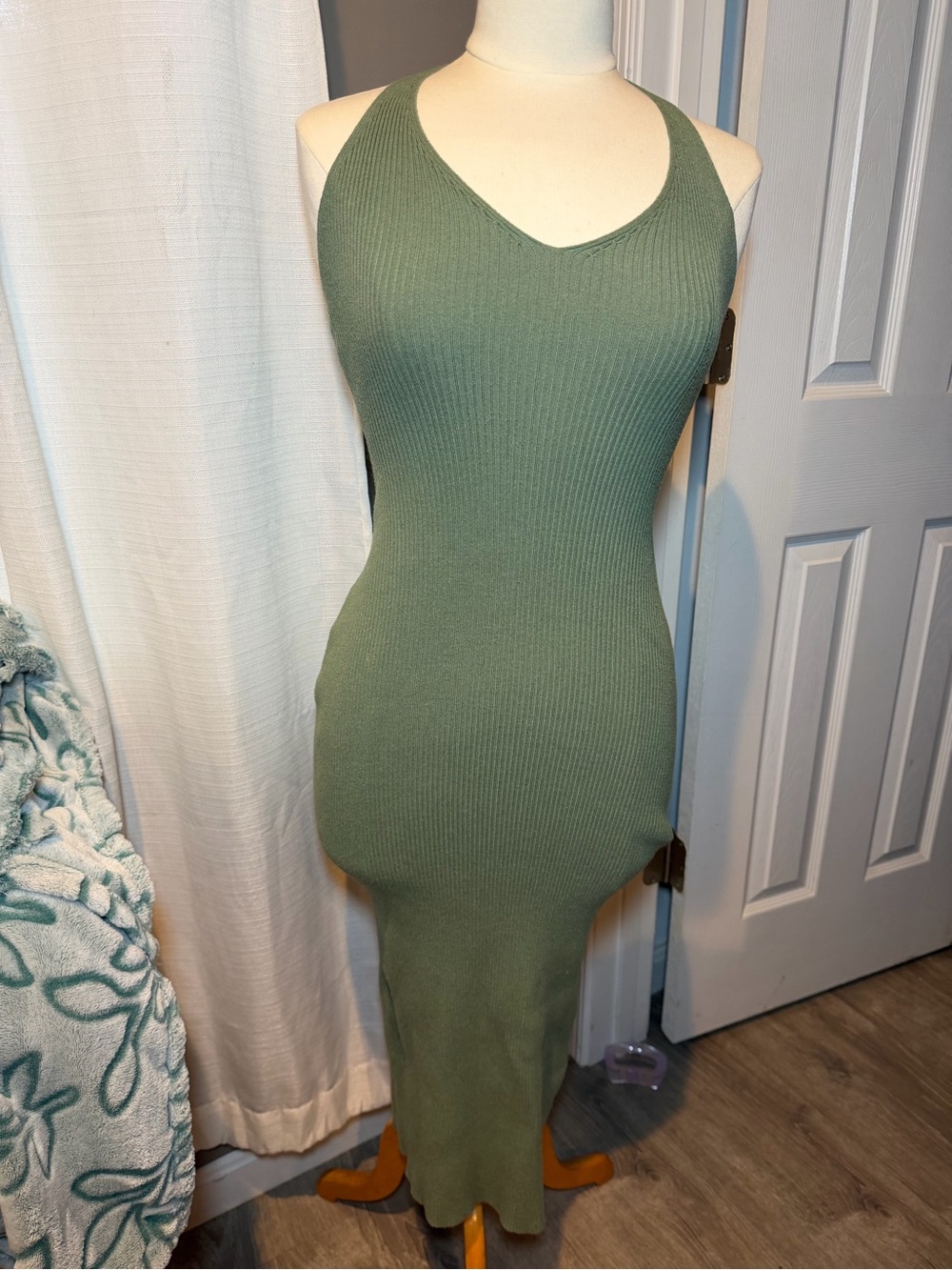 Windsor Olive Green Ribbed Maxi Dress